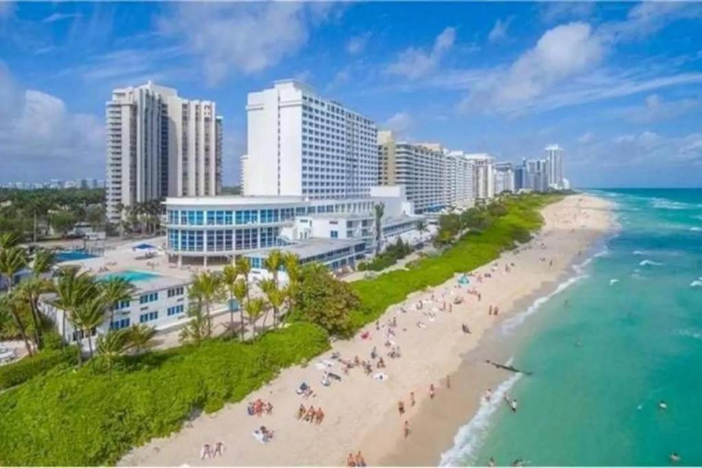 Modern Studio In Miami Beach Exterior foto